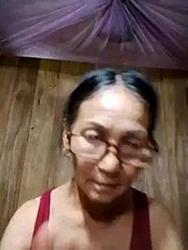 Snapshot of Magy-006 chatting on 07-28-26, 01:46 Magy-006 online show from 07-28-26, 01:46