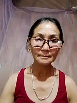 Snapshot of Magy-006 chatting on 07-06-26, 02:57 Magy-006 online show from 07-06-26, 02:57
