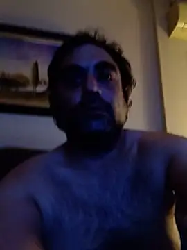 Snapshot of Rogi89 chatting on 05-27-26, 07:10 Rogi89 online show from 05-27-26, 07:10