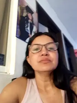 Snapshot of Casandra_inthemorning chatting on 06-10-26, 03:24 Casandra inthemorning online show from 06-10-26, 03:24