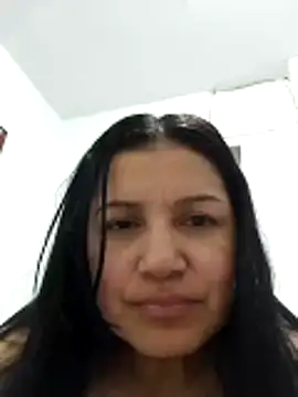 Snapshot of Casandra_inthemorning chatting on 05-14-26, 04:42 Casandra inthemorning online show from 05-14-26, 04:42