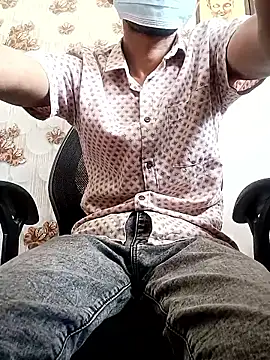 Snapshot of BlackkCrab chatting on 05-16-26, 07:40 BlackkCrab online show from 05-16-26, 07:40