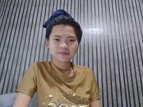 Snapshot of DivesOmnibus chatting on 06-06-26, 12:27 DivesOmnibus online show from 06-06-26, 12:27