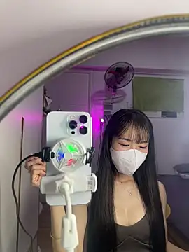 Snapshot of Lov3lily chatting on 06-18-26, 03:39 Lov3lily online show from 06-18-26, 03:39