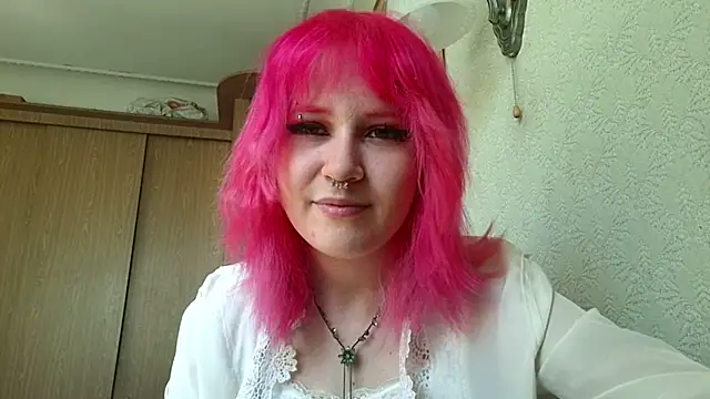 KamiBleich online show from 05-18-26, 08:08