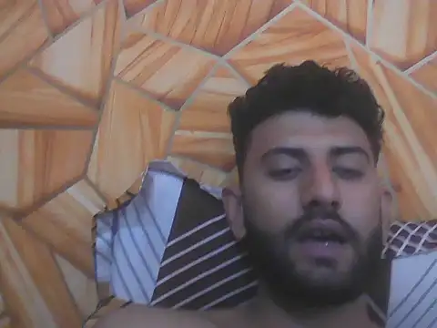 Snapshot of yoursunny001 chatting on 05-15-26, 11:30 yoursunny001 online show from 05-15-26, 11:30