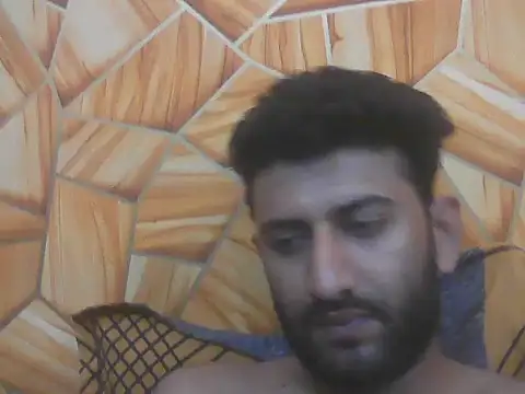 Snapshot of yoursunny001 chatting on 05-14-26, 08:39 yoursunny001 online show from 05-14-26, 08:39