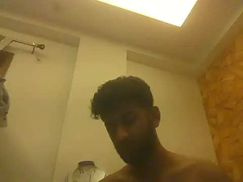 Snapshot of yoursunny001 chatting on 05-21-26, 07:00 yoursunny001 online show from 05-21-26, 07:00