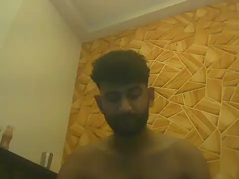 Snapshot of yoursunny001 chatting on 05-16-26, 03:49 yoursunny001 online show from 05-16-26, 03:49