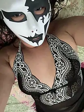 cherrybr01 online show from 05-20-26, 03:36