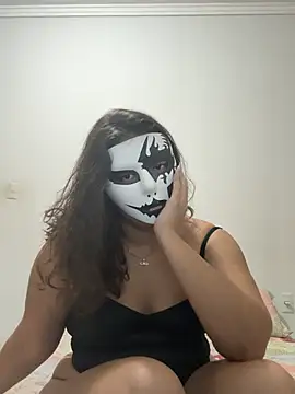 cherrybr01 online show from 05-23-26, 02:32