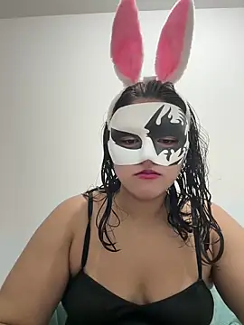 cherrybr01 online show from 06-07-26, 10:37
