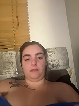 Snapshot of LexiXXoo chatting on 07-07-26, 10:35 LexiXXoo online show from 07-07-26, 10:35