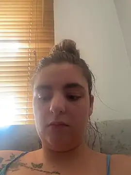 Snapshot of LexiXXoo chatting on 06-21-26, 10:32 LexiXXoo online show from 06-21-26, 10:32
