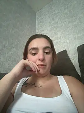 Snapshot of LexiXXoo chatting on 05-27-26, 06:37 LexiXXoo online show from 05-27-26, 06:37