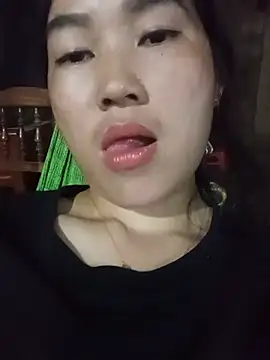 Snapshot of Besa4_ chatting on 07-11-26, 02:17 Besa4 online show from 07-11-26, 02:17