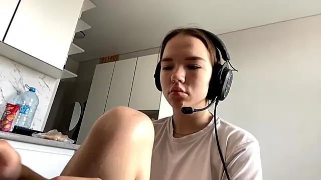 FewerCadre online show from 06-06-26, 10:31