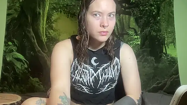 Snapshot of mo0ngoddess chatting on 02-23-26, 02:46 mo0ngoddess online show from 02-23-26, 02:46