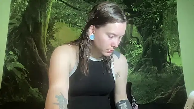 mo0ngoddess online show from 04-07-26, 02:46