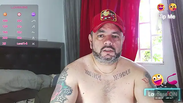 Snapshot of perverseveteranmanxxx chatting on 05-03-26, 06:11 perverseveteranmanxxx online show from 05-03-26, 06:11