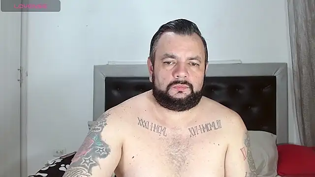 Snapshot of perverseveteranmanxxx chatting on 06-05-26, 04:50 perverseveteranmanxxx online show from 06-05-26, 04:50