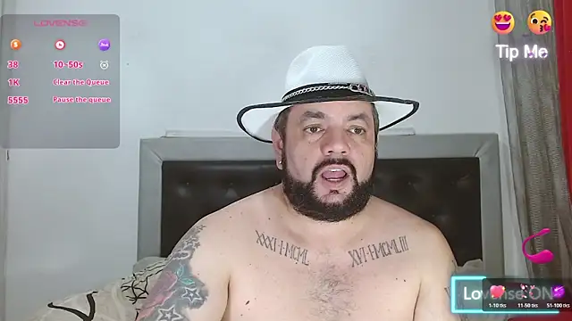 Snapshot of perverseveteranmanxxx chatting on 06-03-26, 05:30 perverseveteranmanxxx online show from 06-03-26, 05:30