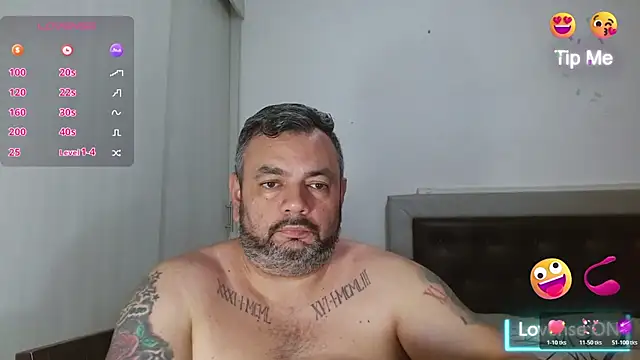 Snapshot of perverseveteranmanxxx chatting on 05-06-26, 03:32 perverseveteranmanxxx online show from 05-06-26, 03:32
