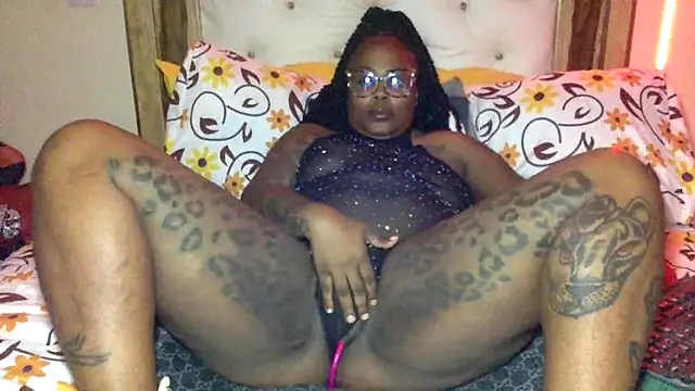 creamyamber online show from 04-08-26, 01:40