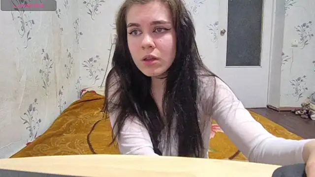 Snapshot of maria_and_leo chatting on 05-20-26, 07:22 maria and leo online show from 05-20-26, 07:22