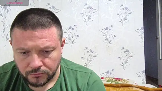 Snapshot of maria_and_leo chatting on 05-15-26, 05:44 maria and leo online show from 05-15-26, 05:44