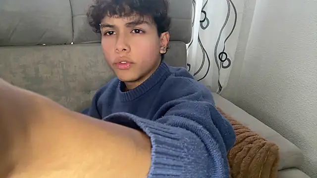 Snapshot of DanteSaint chatting on 07-17-26, 12:46 DanteSaint online show from 07-17-26, 12:46