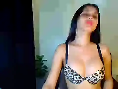Adrianahearth online show from 06-18-26, 10:31