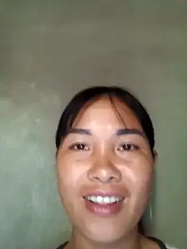 Snapshot of lucat998 chatting on 05-19-26, 01:43 lucat998 online show from 05-19-26, 01:43