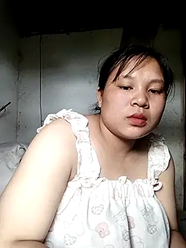 Snapshot of lybaby11 chatting on 05-24-26, 02:33 lybaby11 online show from 05-24-26, 02:33