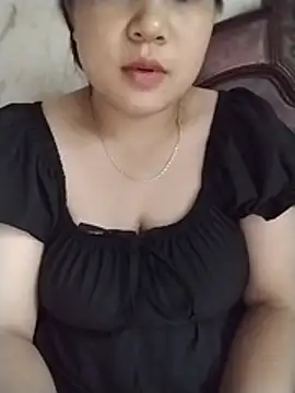 Snapshot of lybaby11 chatting on 07-05-26, 11:44 lybaby11 online show from 07-05-26, 11:44