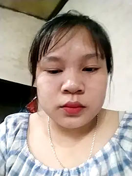 Snapshot of lybaby11 chatting on 05-12-26, 11:33 lybaby11 online show from 05-12-26, 11:33