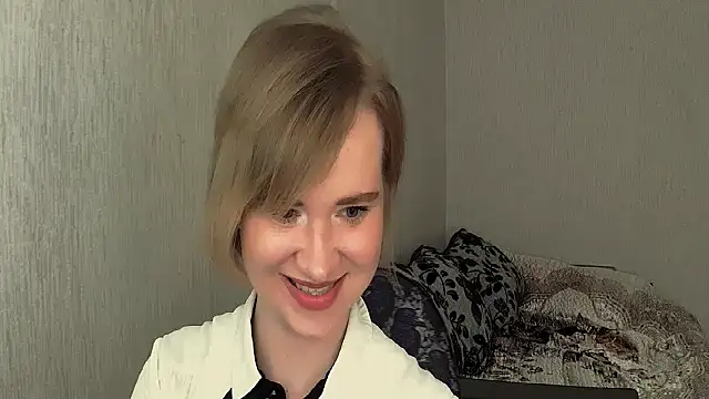 Snapshot of Ketrincold chatting on 05-31-26, 07:14 Ketrincold online show from 05-31-26, 07:14