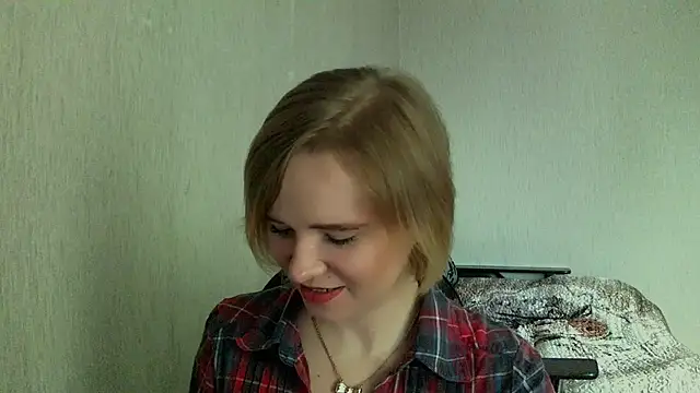 Snapshot of Ketrincold chatting on 06-08-26, 09:54 Ketrincold online show from 06-08-26, 09:54