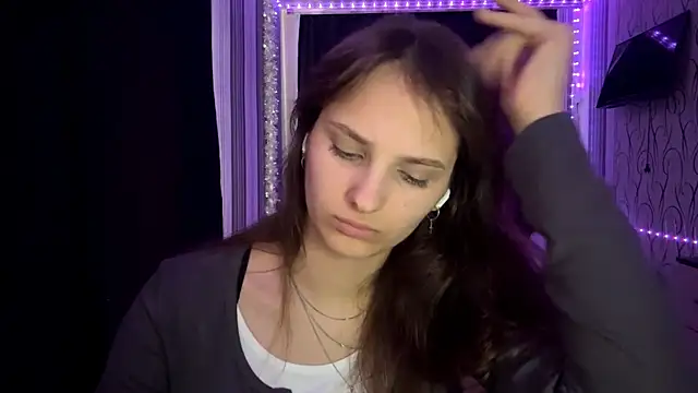 Snapshot of Jensenlove chatting on 05-16-26, 01:21 Jensenlove online show from 05-16-26, 01:21