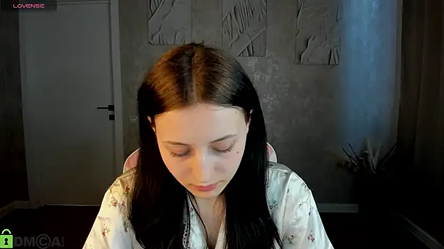Snapshot of Tracey_Gill chatting on 05-31-26, 01:00 Tracey Gill online show from 05-31-26, 01:00