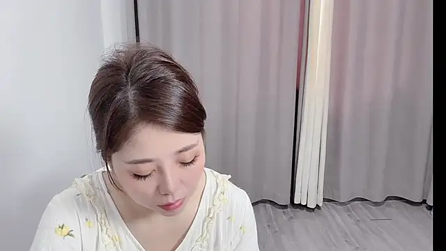 qian6678 online show from 05-27-26, 05:37