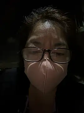 Snapshot of koharu1212 chatting on 07-10-26, 01:22 koharu1212 online show from 07-10-26, 01:22