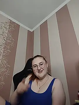 Snapshot of FoxyFlameX chatting on 06-02-26, 09:09 FoxyFlameX online show from 06-02-26, 09:09