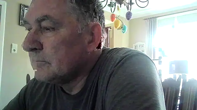 Snapshot of edje59a chatting on 03-24-26, 08:36 edje59a online show from 03-24-26, 08:36