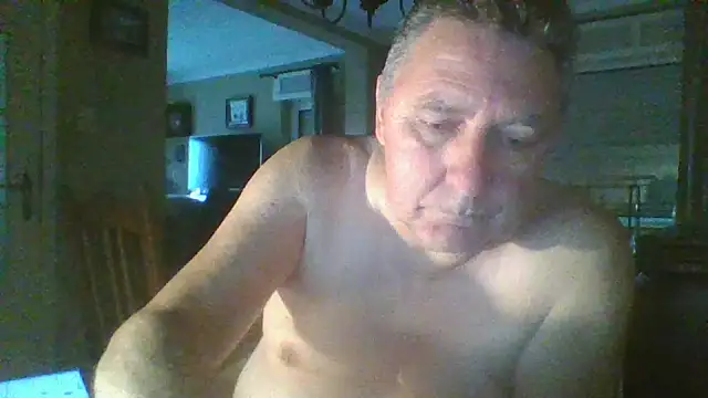 Snapshot of edje59a chatting on 12-03-24, 07:38 edje59a online show from 12-03-24, 07:38