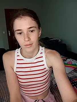 Snapshot of BarniLilit chatting on 07-11-26, 04:51 BarniLilit online show from 07-11-26, 04:51