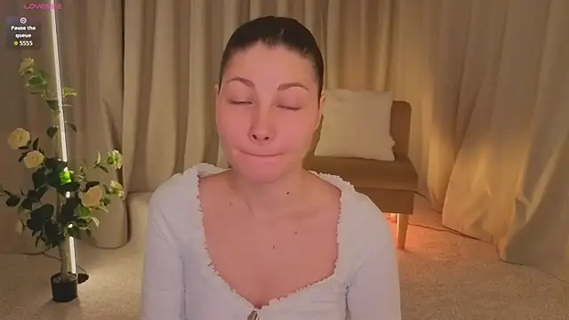 Snapshot of Celestiy chatting on 05-17-26, 02:55 Celestiy online show from 05-17-26, 02:55