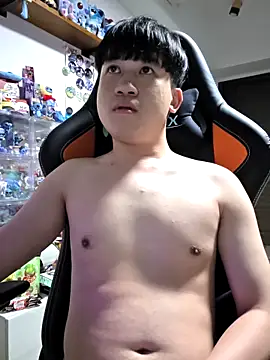 Snapshot of Asianboy_23 chatting on 05-22-26, 12:58 Asianboy 23 online show from 05-22-26, 12:58