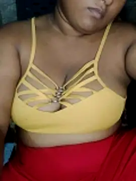 Snapshot of Rishwana77 chatting on 06-02-26, 04:18 Rishwana77 online show from 06-02-26, 04:18