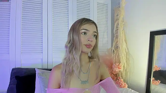 akemi   online show from 05-29-26, 03:18
